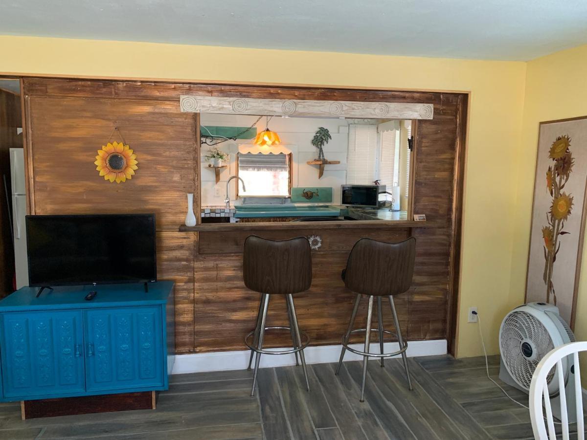 Nature Coast Inn & Cottages Inglis Esterno foto