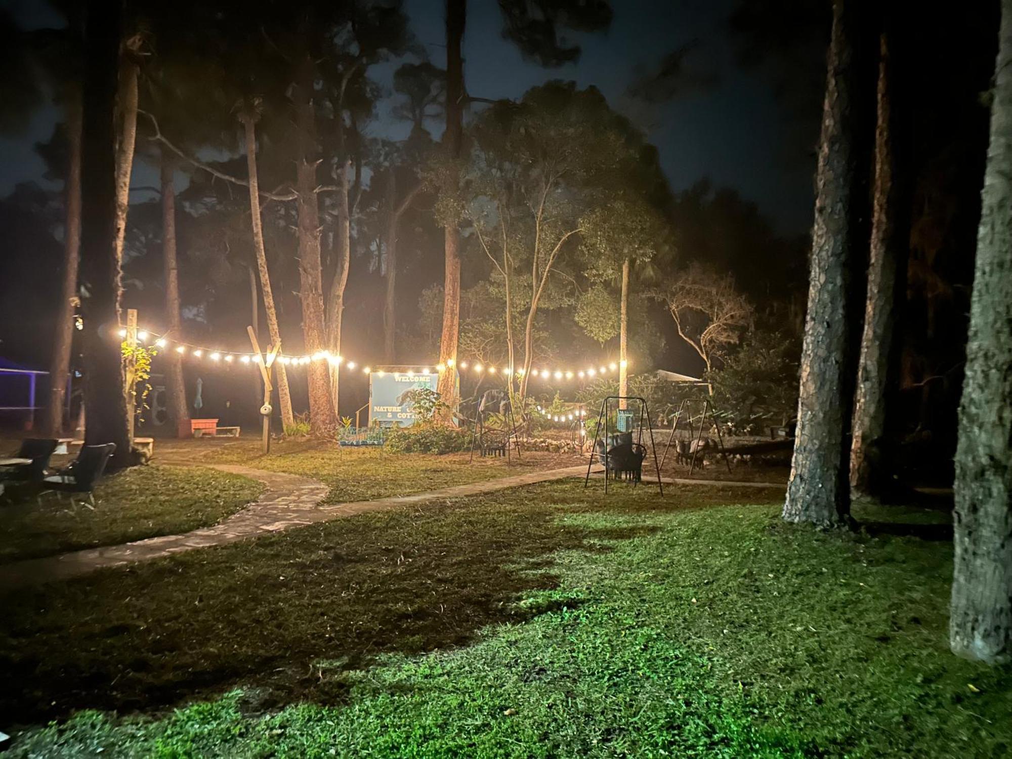 Nature Coast Inn & Cottages Inglis Esterno foto
